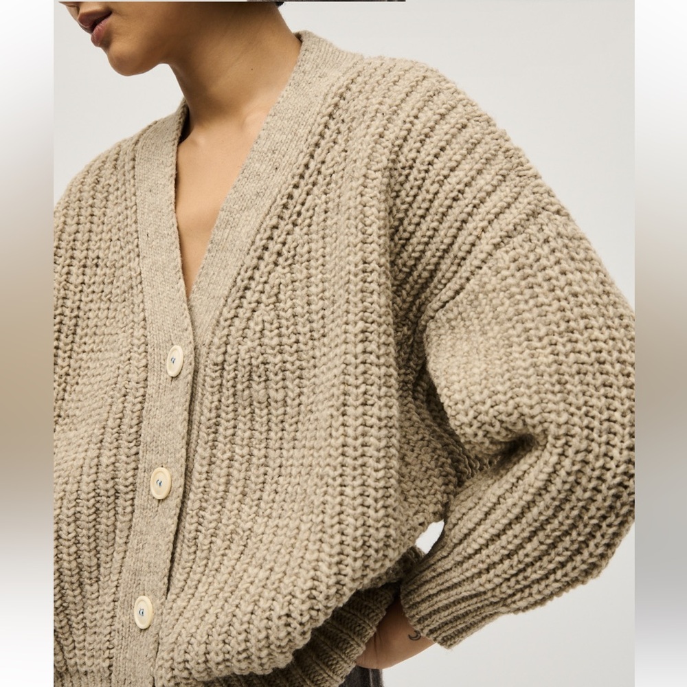 Babaa Cardigan No. 19 in Mist One Size Babaa #19